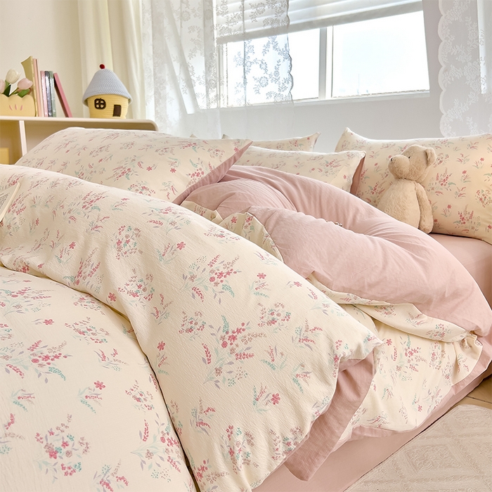 91家纺网 家纺一手货源 找家纺 优品阁 2025新款云感皱皱纱四件套  花田错