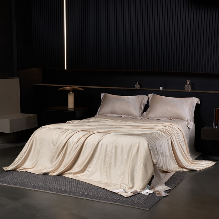 91家纺网 家纺一手货源 找家纺 朴罗 （ 原岚图） 2025新款天然有机蚕丝被被子被芯 香槟金