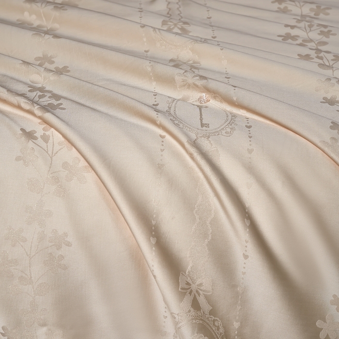 91家纺网 家纺一手货源 找家纺 朴罗 （ 原岚图） 2025新款天然有机蚕丝被被子被芯 香槟金