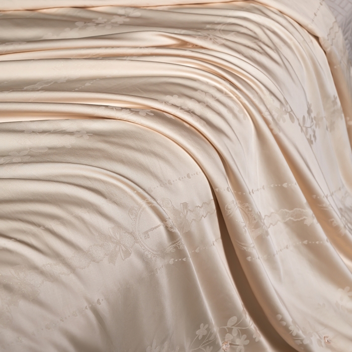 91家纺网 家纺一手货源 找家纺 朴罗 （ 原岚图） 2025新款天然有机蚕丝被被子被芯 香槟金