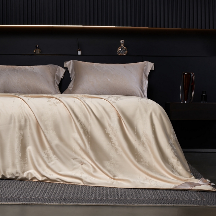 91家纺网 家纺一手货源 找家纺 朴罗 （ 原岚图） 2025新款天然有机蚕丝被被子被芯 香槟金