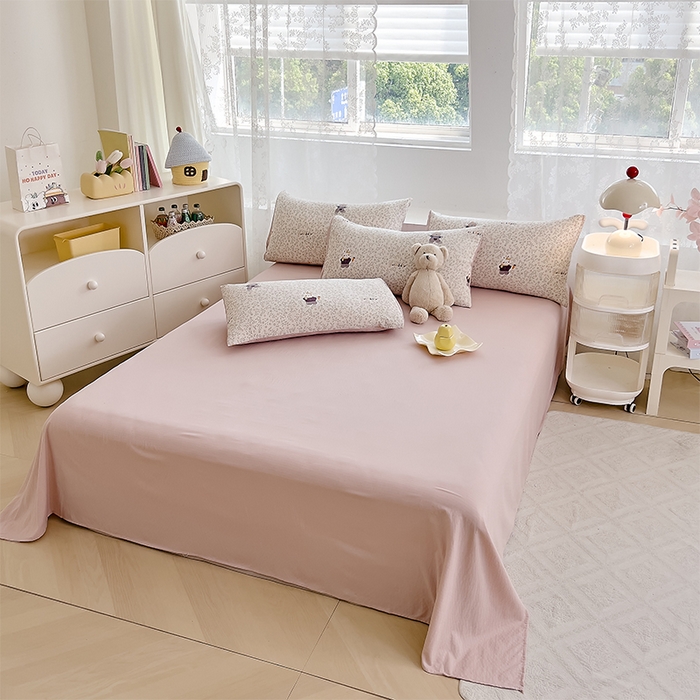 91家纺网 家纺一手货源 找家纺 优品阁 2025新款云感皱皱纱四件套 快乐小熊