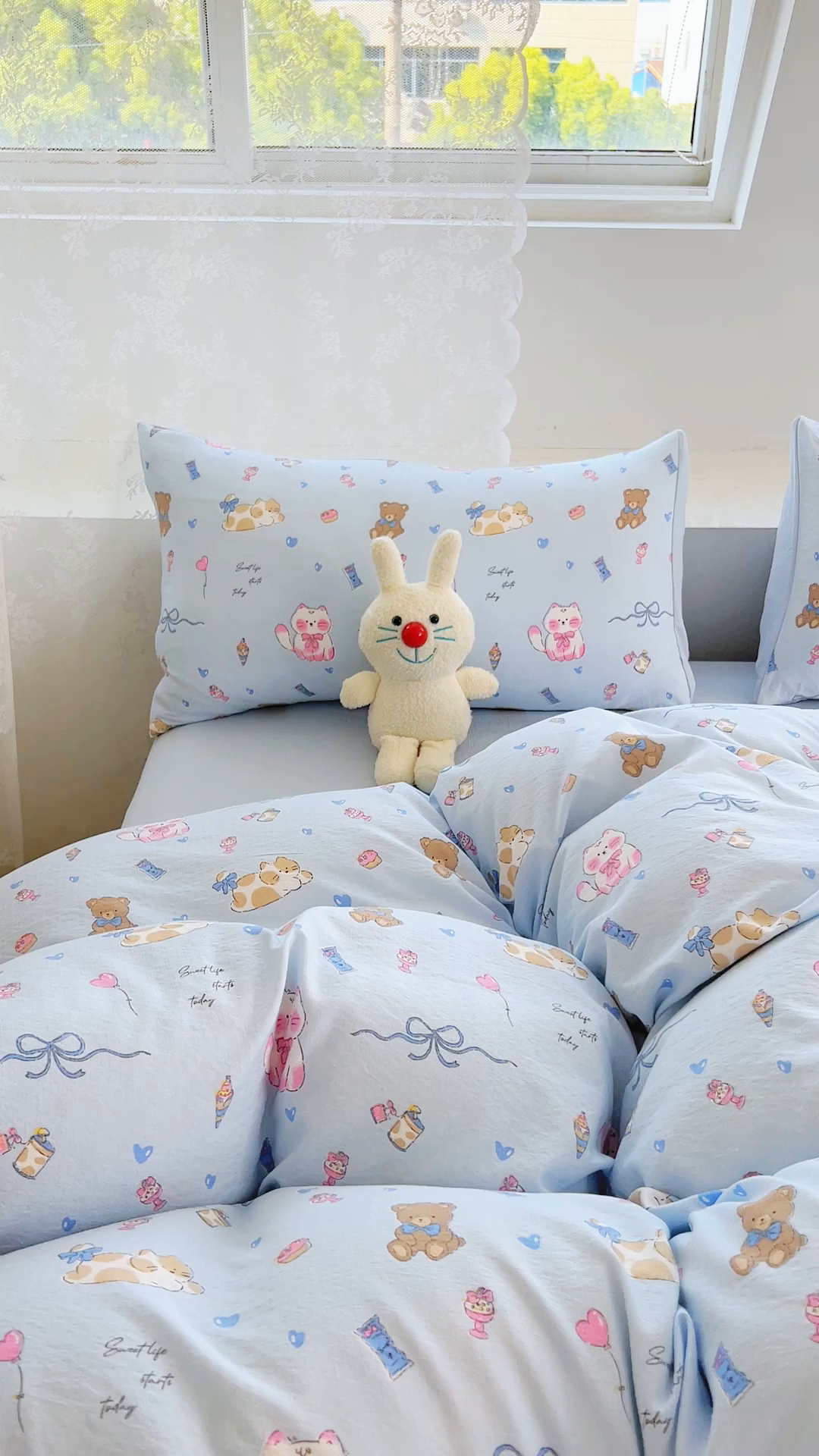 91家纺网 家纺一手货源 找家纺 优品阁 2025新款云感皱皱纱四件套 小猫时光-蓝