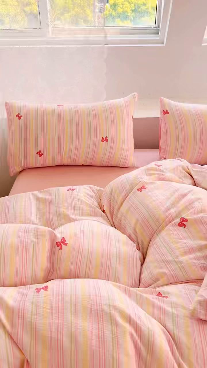 91家纺网 家纺一手货源 找家纺 优品阁 2025新款云感皱皱纱四件套 蝶舞