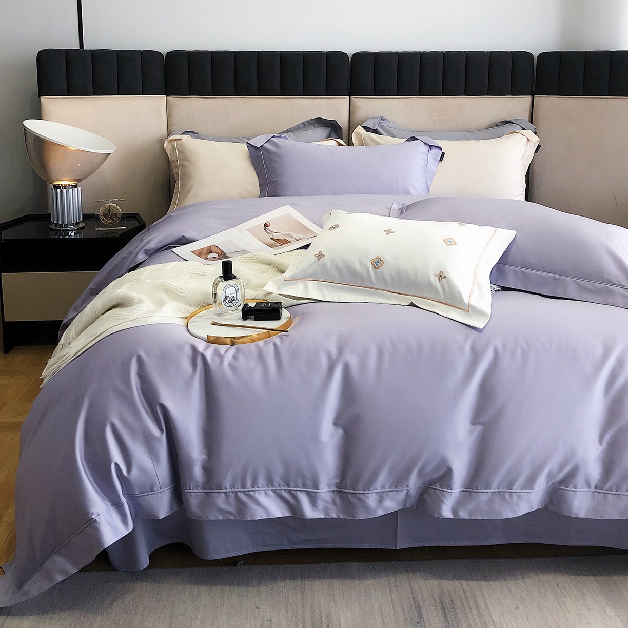 91家纺网 家纺一手货源 找家纺 乐美家纺 2025新款A类100支—简爱系列埋线工艺四件套 梦幻紫