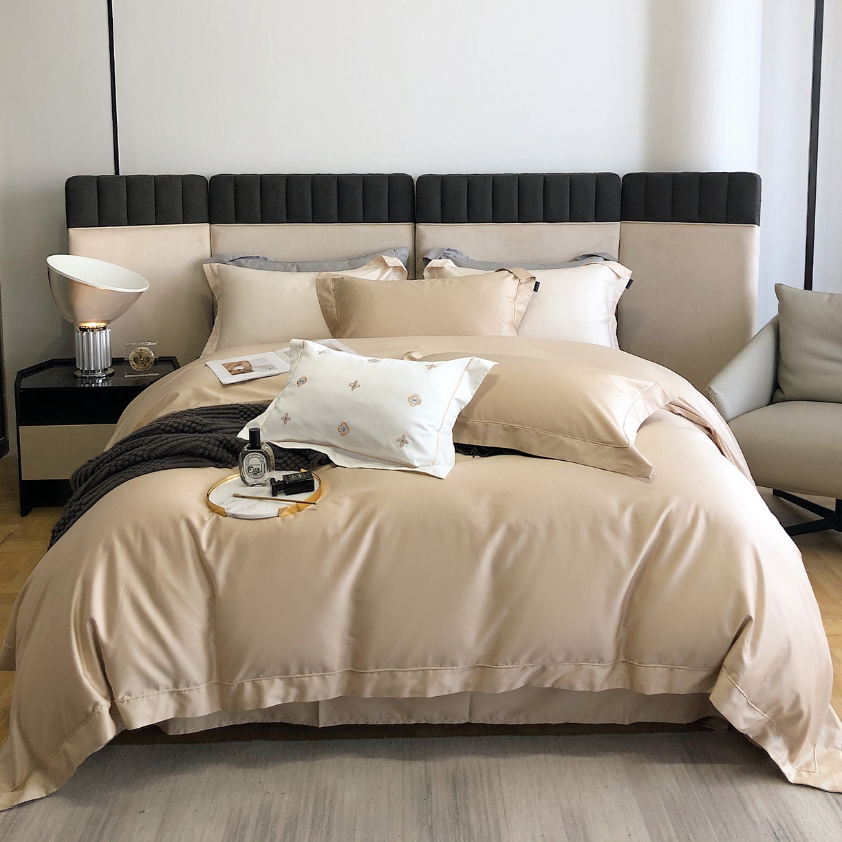 91家纺网 家纺一手货源 找家纺 乐美家纺 2025新款A类100支—简爱系列埋线工艺四件套 香槟色