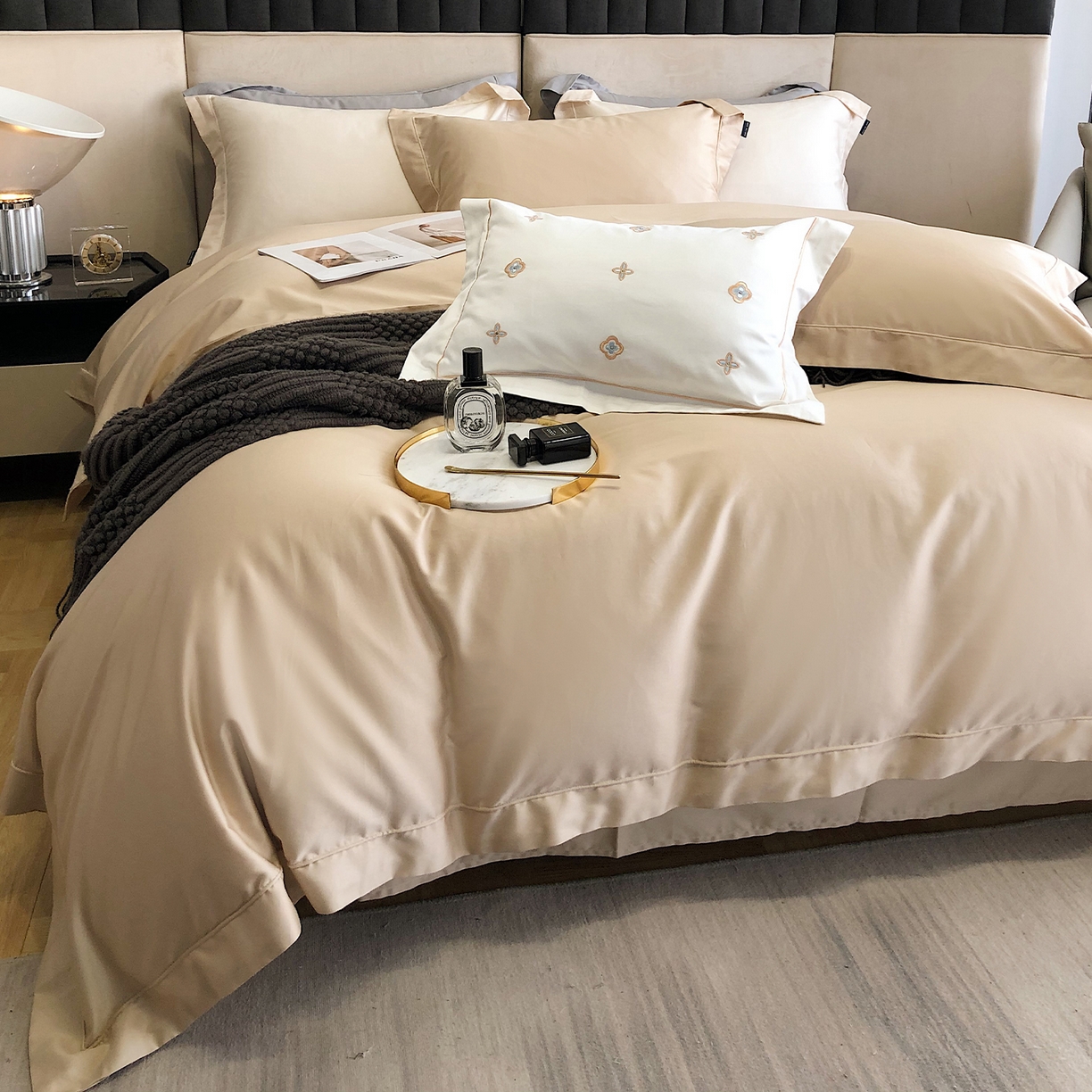 91家纺网 家纺一手货源 找家纺 乐美家纺 2025新款A类100支—简爱系列埋线工艺四件套 香槟色