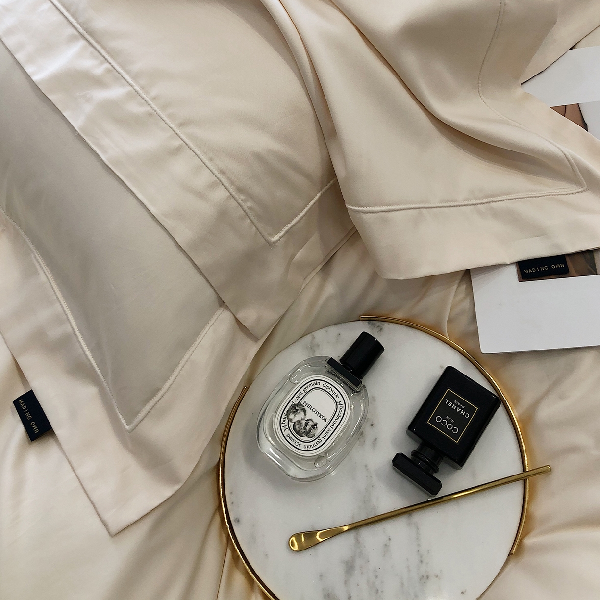 91家纺网 家纺一手货源 找家纺 乐美家纺 2025新款A类100支—简爱系列埋线工艺四件套 奶昔白