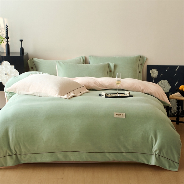 91家纺网 家纺一手货源 找家纺 （总）兰紫橙家纺 2025新款牛奶绒纽扣款四件套