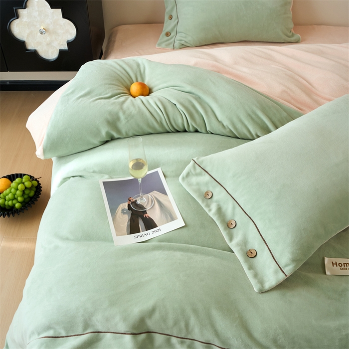 91家纺网 家纺一手货源 找家纺 （总）兰紫橙家纺 2025新款牛奶绒纽扣款四件套