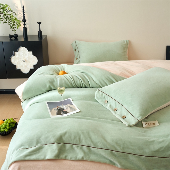 91家纺网 家纺一手货源 找家纺 （总）兰紫橙家纺 2025新款牛奶绒纽扣款四件套