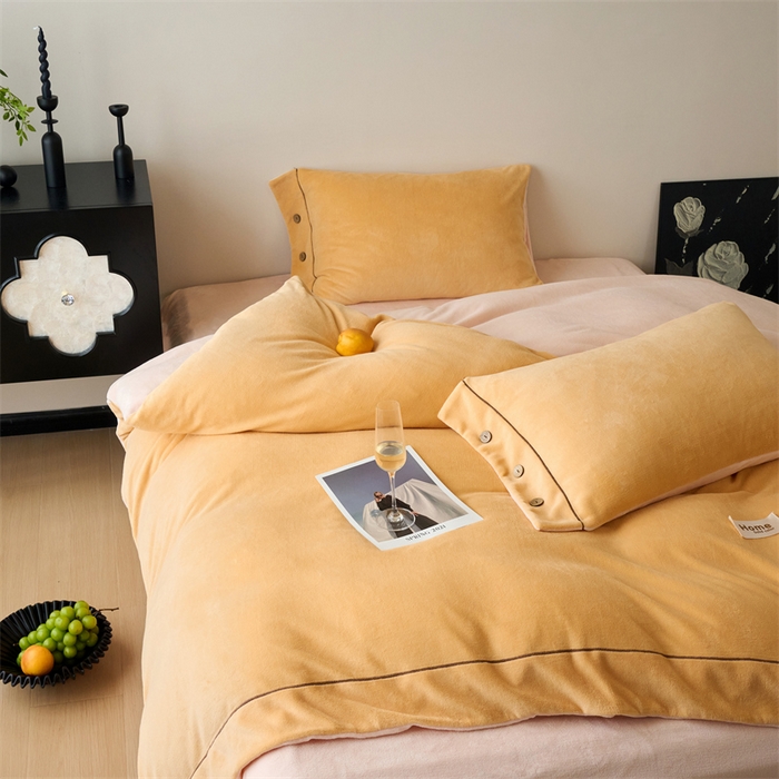 91家纺网 家纺一手货源 找家纺 （总）兰紫橙家纺 2025新款牛奶绒纽扣款四件套