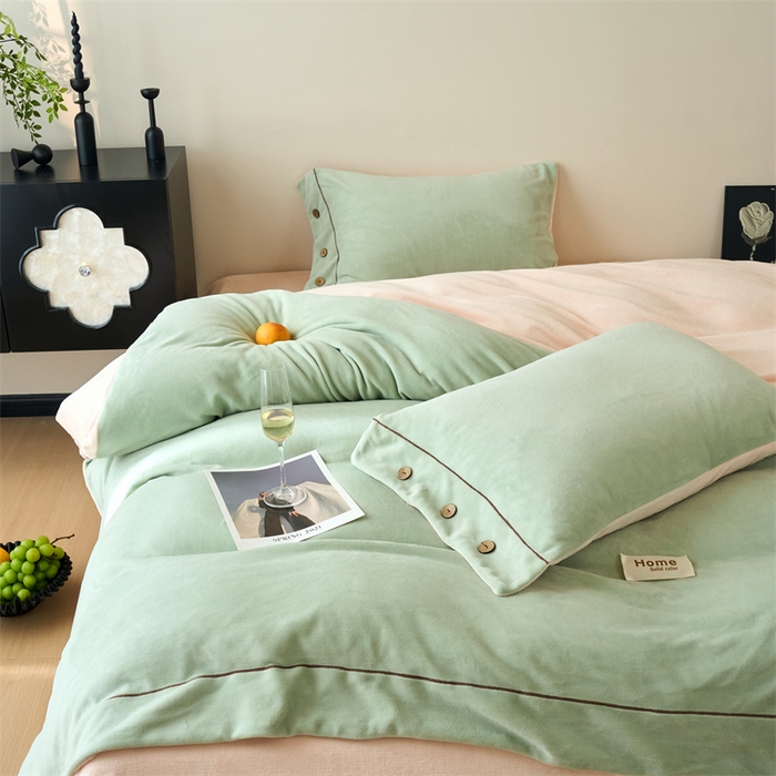 91家纺网 家纺一手货源 找家纺 （总）兰紫橙家纺 2025新款牛奶绒纽扣款四件套