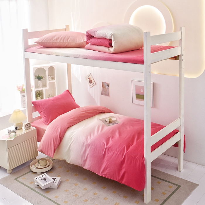 91家纺网 家纺一手货源 找家纺 启优家纺 2025新款13372全棉纯棉学生宿舍上下铺三件套 秘境-粉