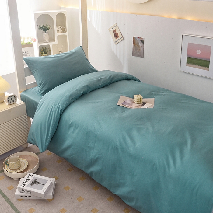 91家纺网 家纺一手货源 找家纺 启优家纺 2025新款13372全棉纯棉学生宿舍上下铺三件套 海茵蓝