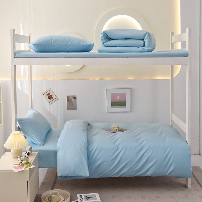 91家纺网 家纺一手货源 找家纺 启优家纺 2025新款13372全棉纯棉学生宿舍上下铺三件套 清水蓝