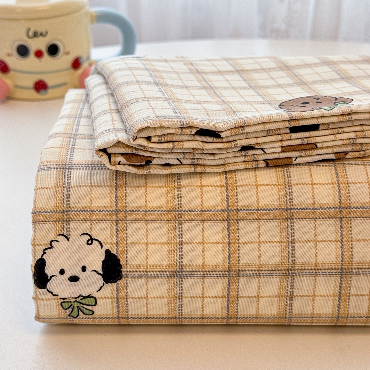 91家纺网 家纺一手货源 找家纺 呗旺鹿 2025新款40s全棉纯棉卡通印花学生系列单品床单 床单单件 焦糖小狗