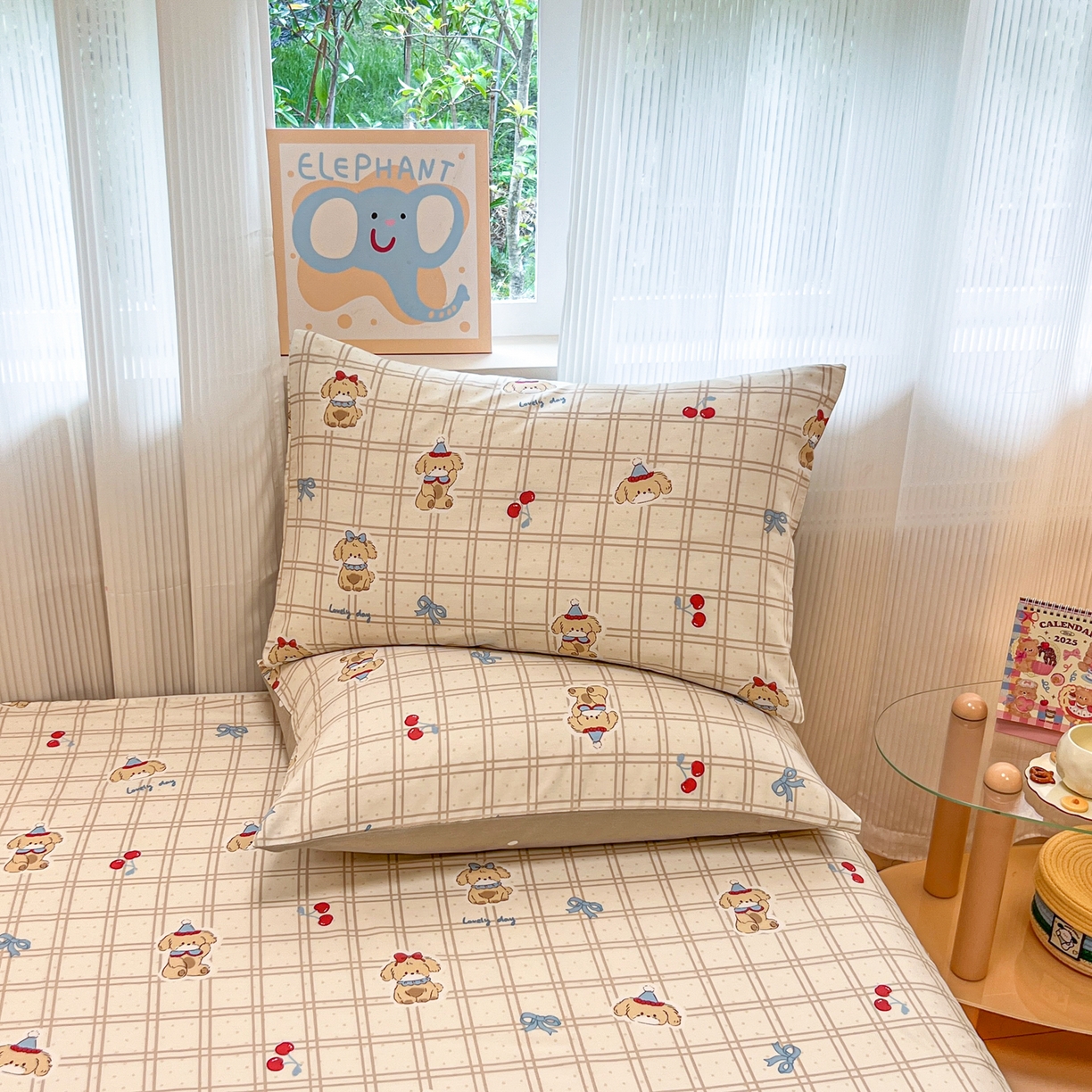 91家纺网 家纺一手货源 找家纺 呗旺鹿 2025新款40s全棉纯棉卡通印花学生系列单品床单 床单单件 班尼小狗