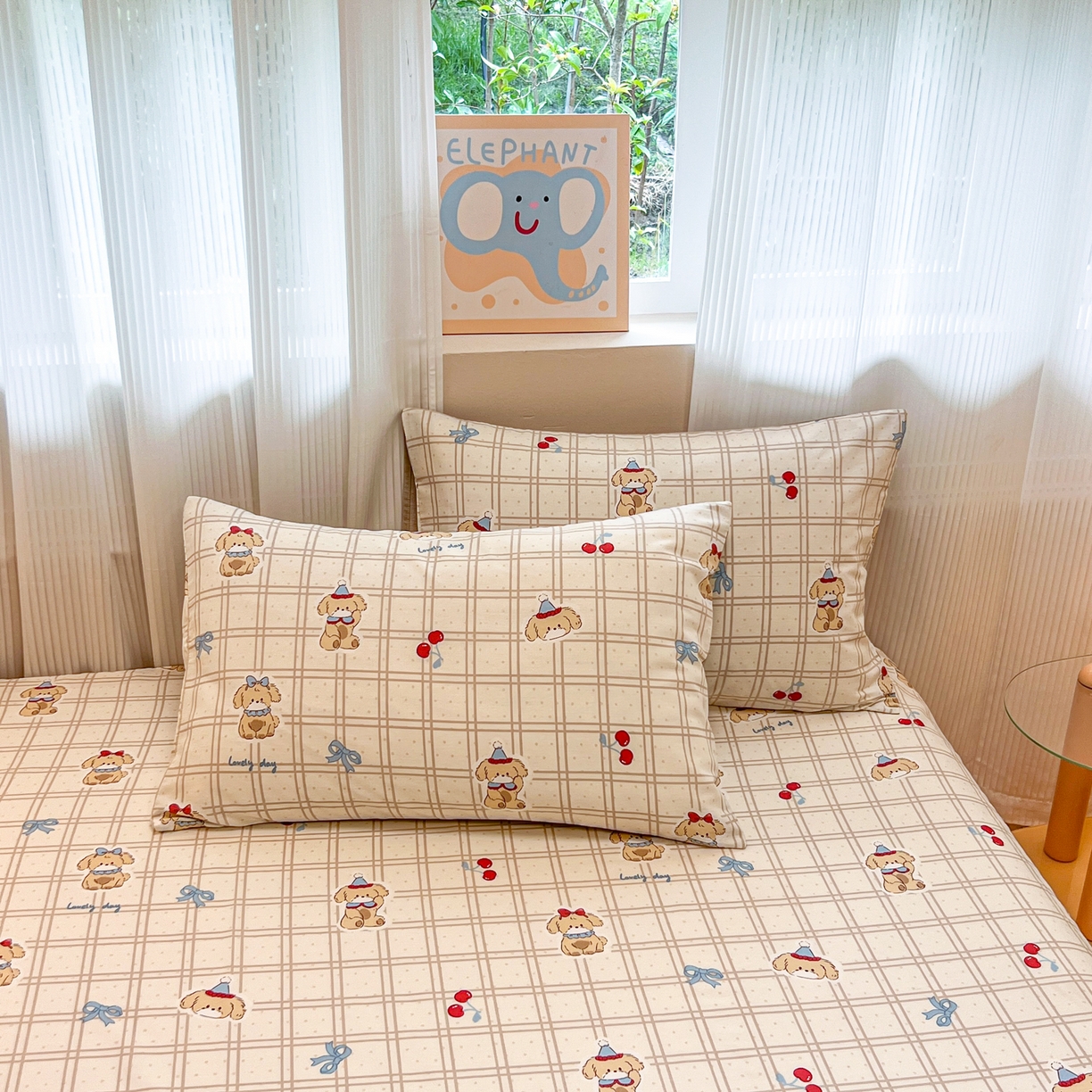 91家纺网 家纺一手货源 找家纺 呗旺鹿 2025新款40s全棉纯棉卡通印花学生系列单品床单 床单单件 班尼小狗