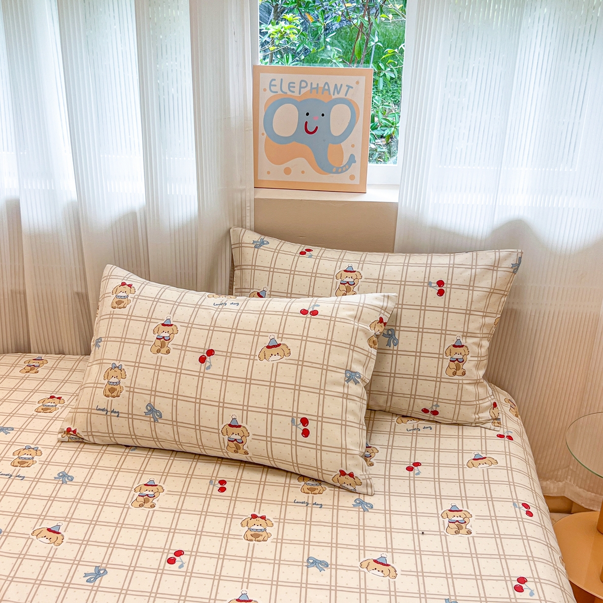 91家纺网 家纺一手货源 找家纺 呗旺鹿 2025新款40s全棉纯棉卡通印花学生系列单品床单 床单单件 班尼小狗