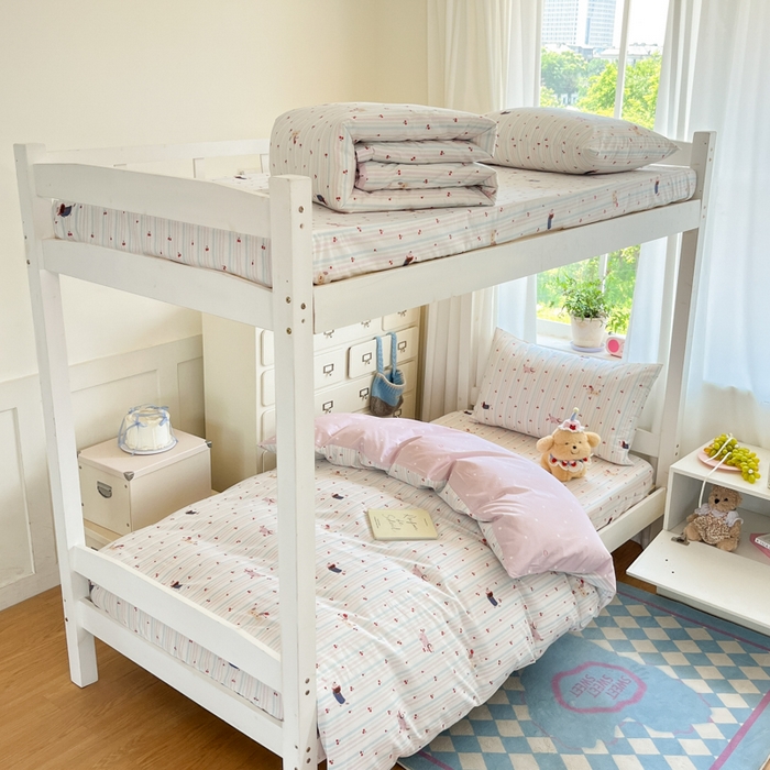 91家纺网 家纺一手货源 找家纺 寻米 2025新款全棉印花学生季学生三件套 樱桃小狗