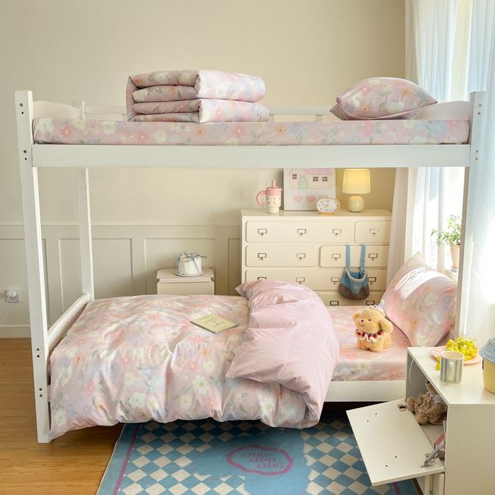 91家纺网 家纺一手货源 找家纺 寻米 2025新款全棉印花学生季学生三件套 春日暖阳-粉