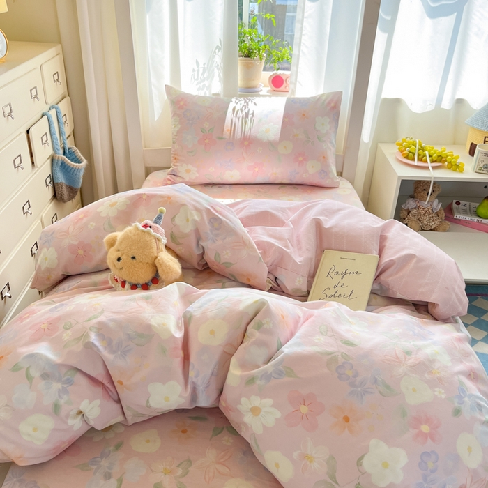 91家纺网 家纺一手货源 找家纺 寻米 2025新款全棉印花学生季学生三件套 春日暖阳-粉