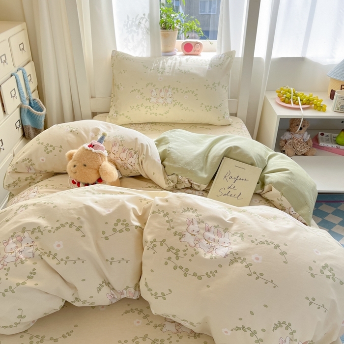 91家纺网 家纺一手货源 找家纺 寻米 2025新款全棉印花学生季学生三件套 花园小兔