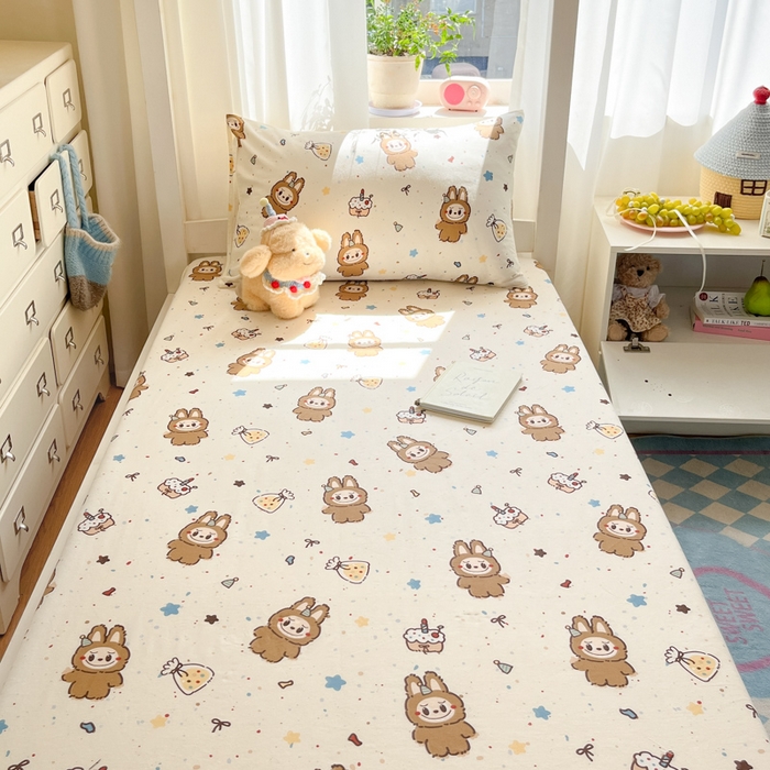 91家纺网 家纺一手货源 找家纺 寻米 2025新款全棉印花学生季学生三件套 焦糖布丁