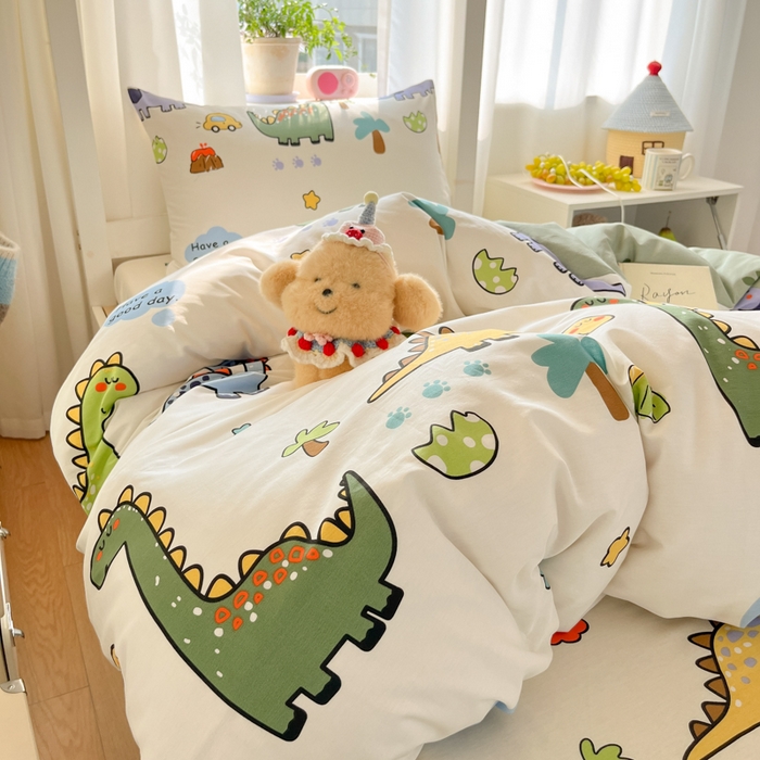 91家纺网 家纺一手货源 找家纺 寻米 2025新款全棉印花学生季学生三件套 恐龙乐园