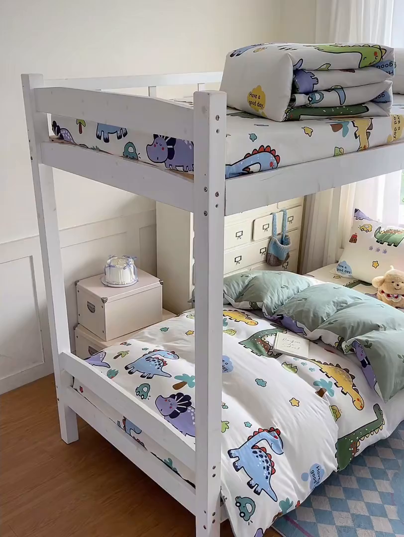 91家纺网 家纺一手货源 找家纺 寻米 2025新款全棉印花学生季学生三件套 恐龙乐园