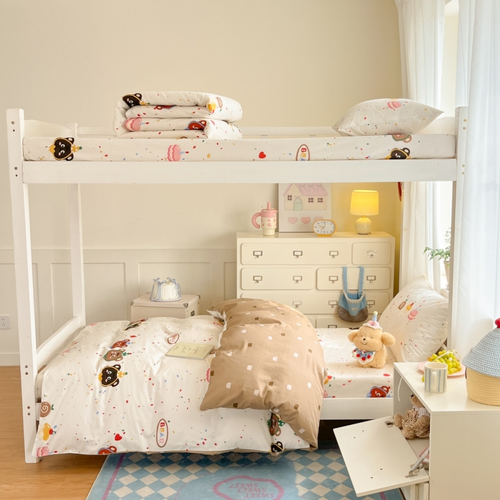 91家纺网 家纺一手货源 找家纺 寻米 2025新款全棉印花学生季学生三件套 快乐熊仔