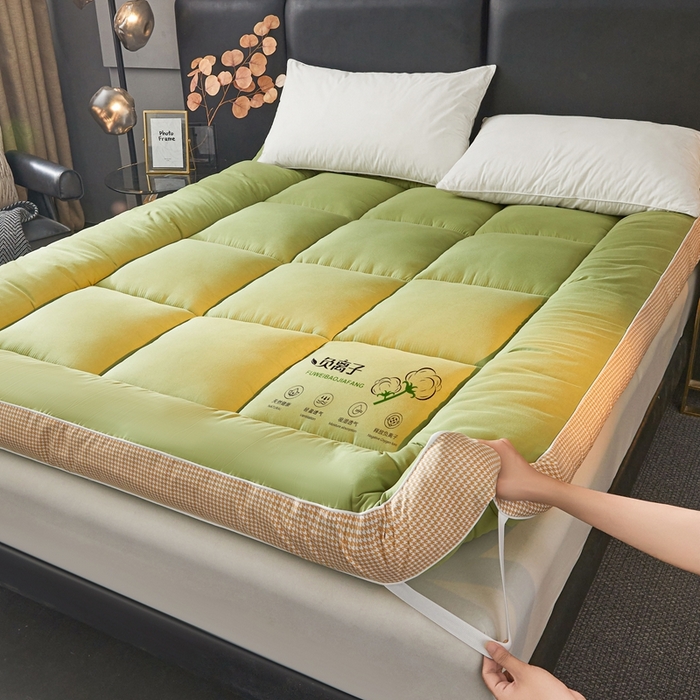 91家纺网 家纺一手货源 找家纺 富威堡2025新款酒店家用卧室褥子租房专用单人学生宿舍折叠加厚床垫软垫 负离子-抹茶绿