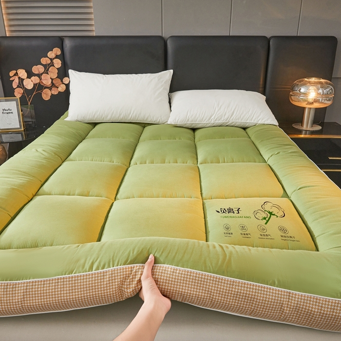 91家纺网 家纺一手货源 找家纺 富威堡2025新款酒店家用卧室褥子租房专用单人学生宿舍折叠加厚床垫软垫 负离子-抹茶绿