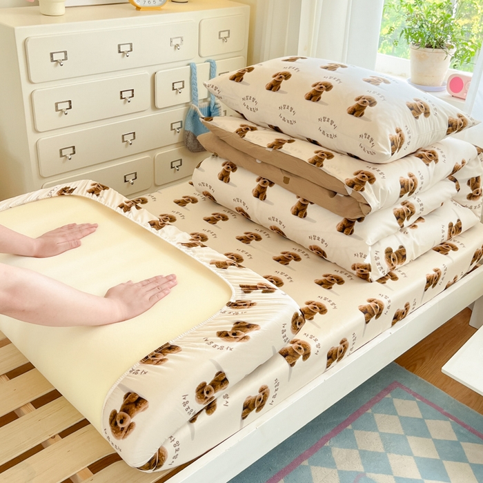 91家纺网 家纺一手货源 找家纺 寻米 2025新款全棉印花学生季学生三件套 小狗店长