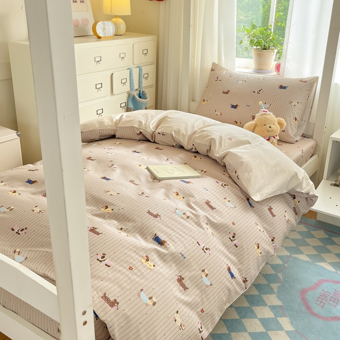 91家纺网 家纺一手货源 找家纺 寻米 2025新款全棉印花学生季学生三件套 小狗没烦恼-卡其色