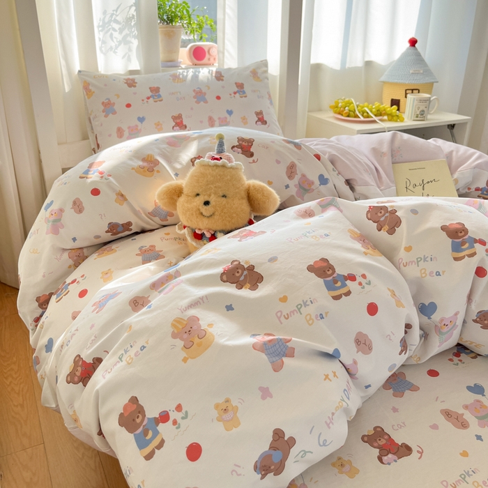 91家纺网 家纺一手货源 找家纺 寻米 2025新款全棉印花学生季学生三件套 小熊的一天-奶油