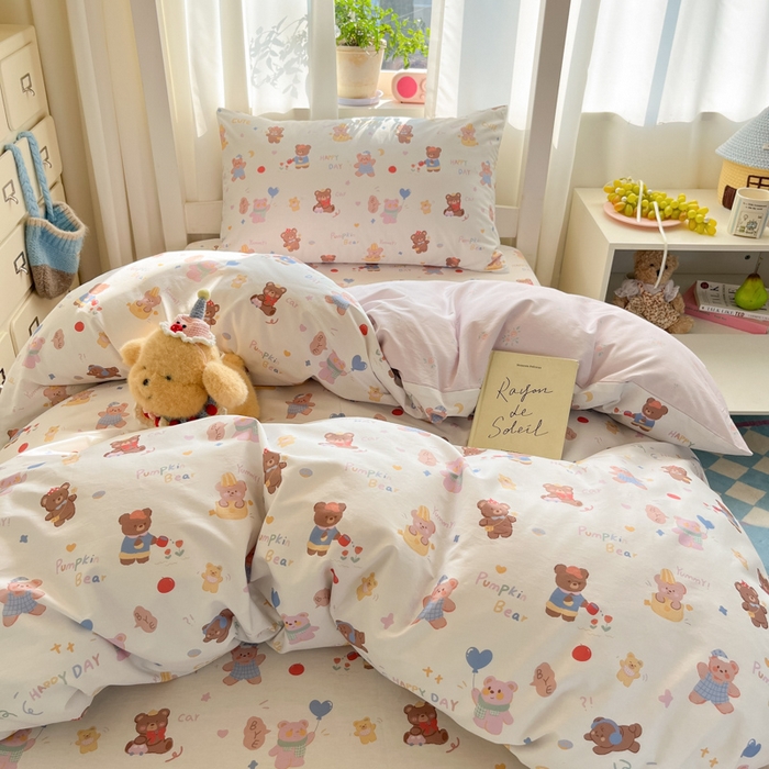 91家纺网 家纺一手货源 找家纺 寻米 2025新款全棉印花学生季学生三件套 小熊的一天-奶油