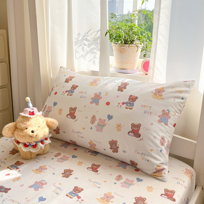 91家纺网 家纺一手货源 找家纺 寻米 2025新款全棉印花学生季学生三件套 小熊的一天-奶油