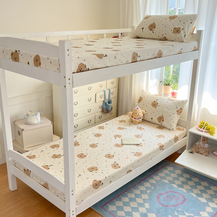 91家纺网 家纺一手货源 找家纺 寻米 2025新款全棉印花学生季学生三件套 小熊软糖