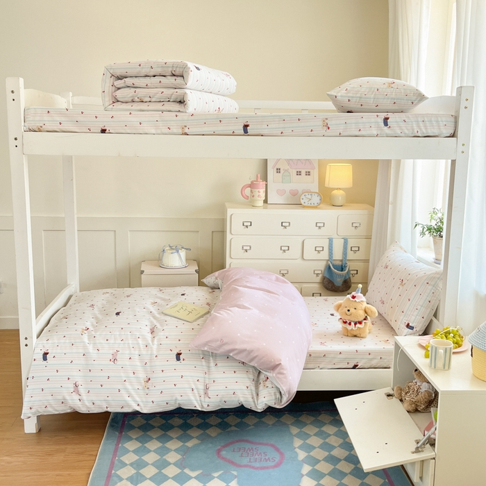 91家纺网 家纺一手货源 找家纺 寻米 2025新款全棉印花学生季学生三件套 樱桃小狗