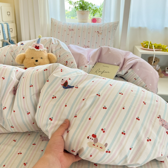 91家纺网 家纺一手货源 找家纺 寻米 2025新款全棉印花学生季学生三件套 樱桃小狗