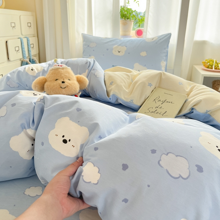 91家纺网 家纺一手货源 找家纺 寻米 2025新款全棉印花学生季学生三件套 云朵小熊