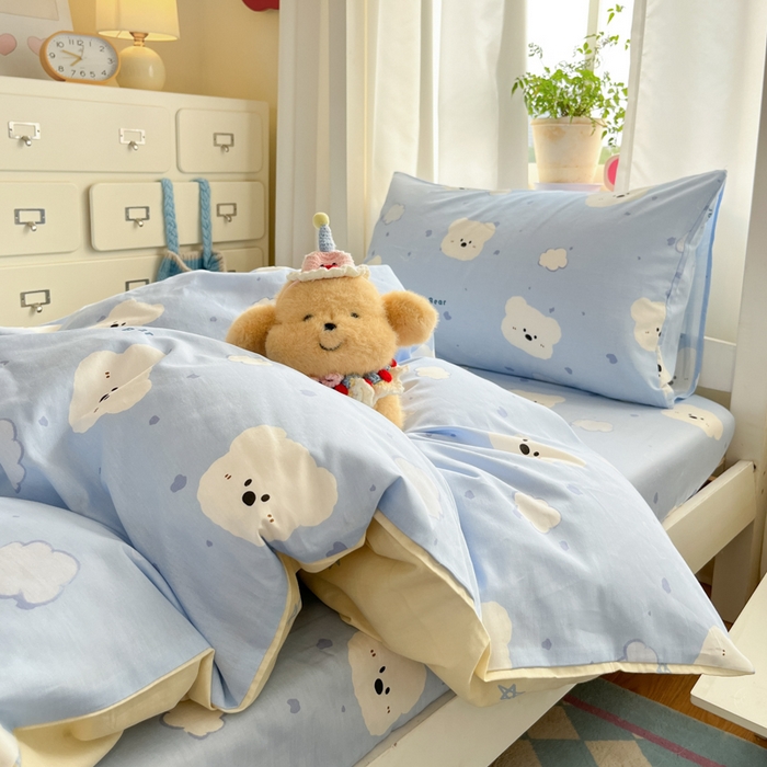 91家纺网 家纺一手货源 找家纺 寻米 2025新款全棉印花学生季学生三件套 云朵小熊