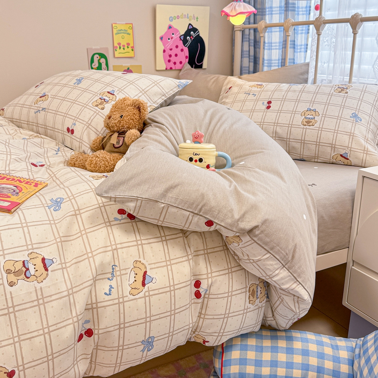 91家纺网 家纺一手货源 找家纺 呗旺鹿 2025新款40s全棉纯棉卡通印花学生系列四件套 班尼小狗