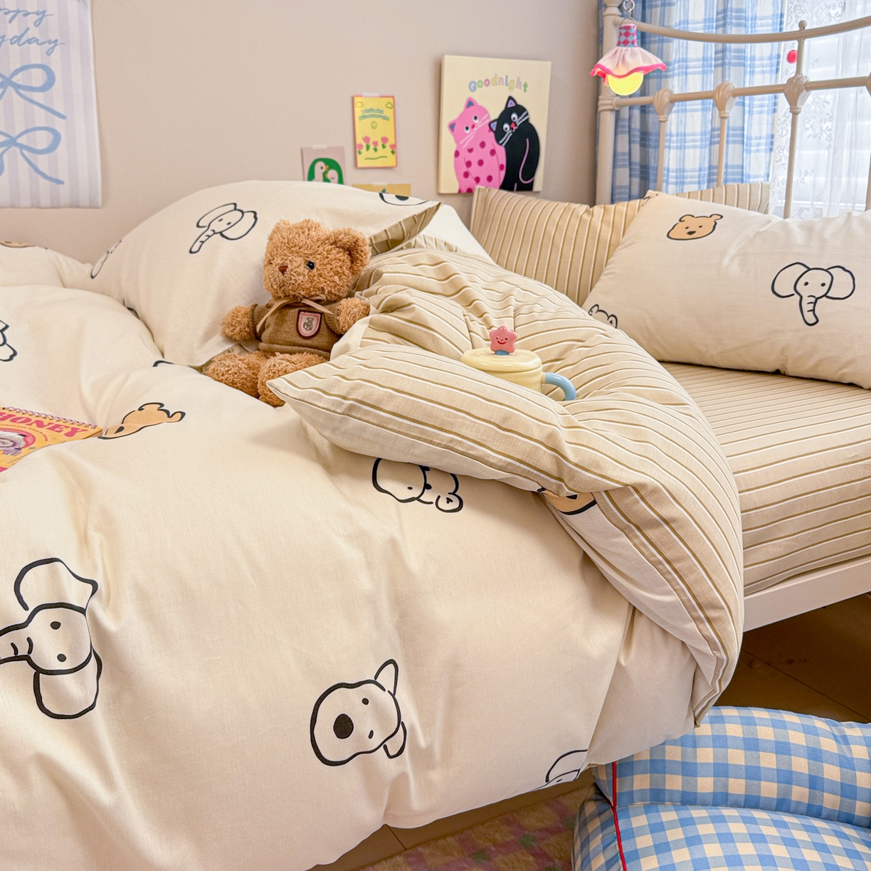 91家纺网 家纺一手货源 找家纺 呗旺鹿 2025新款40s全棉纯棉卡通印花学生系列四件套 简笔画