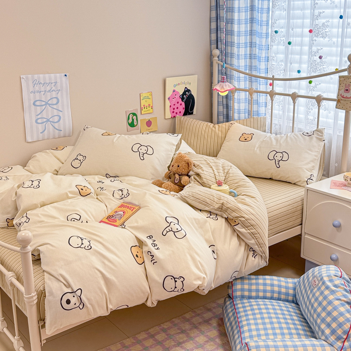 91家纺网 家纺一手货源 找家纺 呗旺鹿 2025新款40s全棉纯棉卡通印花学生系列四件套 简笔画