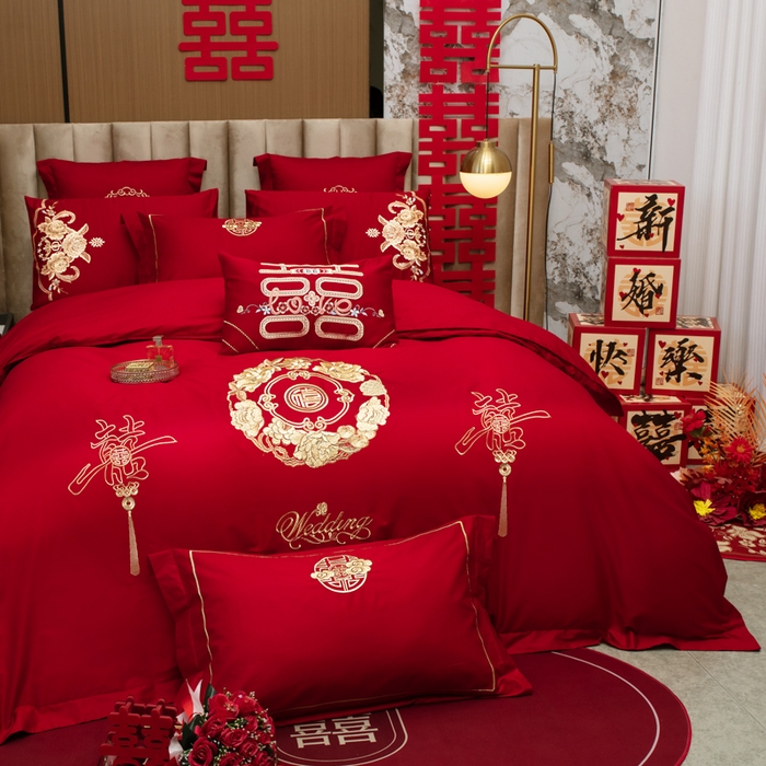 91家纺网 家纺一手货源 找家纺 千禧家纺2025新款13372全棉绣花婚庆四件套 福禧相传