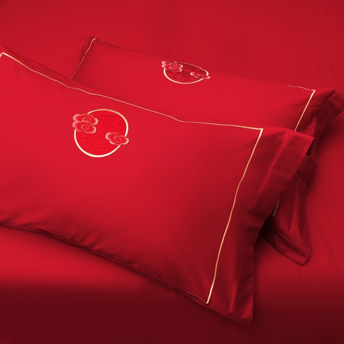 91家纺网 家纺一手货源 找家纺 千禧家纺2025新款13372全棉绣花婚庆四件套 花满盈阁