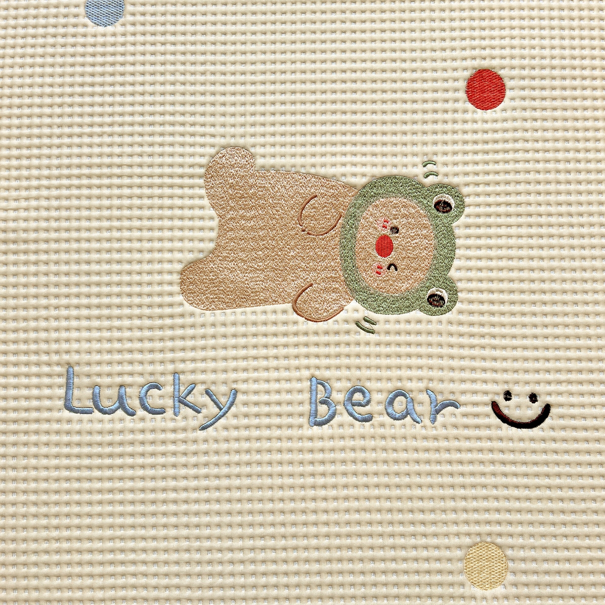 91家纺网 家纺一手货源 找家纺 慕尚家纺 2025新款冰豆豆带有乙纶刺绣凉席席子床席款 派对熊 床席款